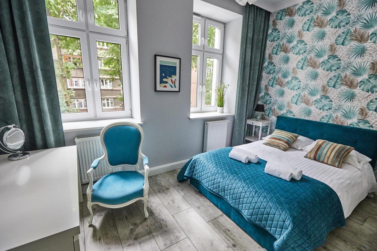 Niebieski Apartament De Lux Dla 4 Osob Chorzow Katowice Bagian luar foto